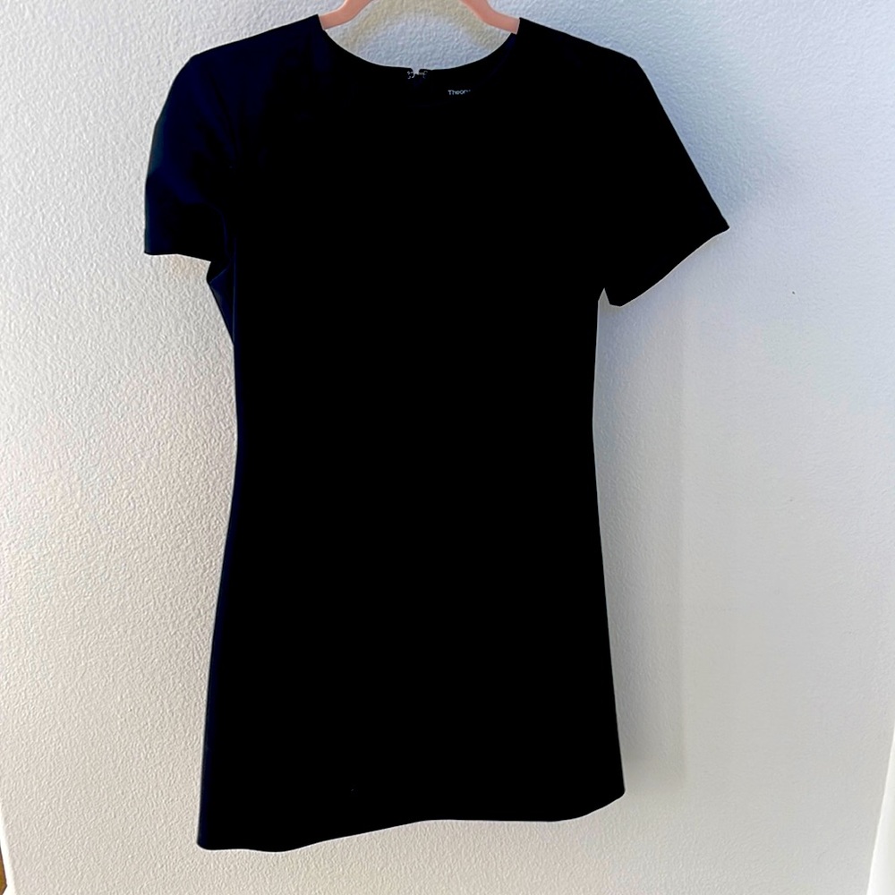 Theory short sleeve work dress size 4
